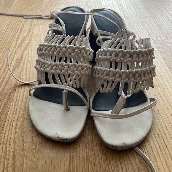 Philip Lim white Lacey block heels 8.5 - Picture 2 of 6